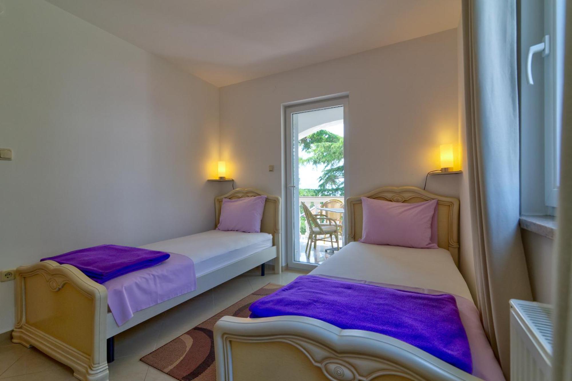 Apartmani Lili Novi Vinodolski Quarto foto